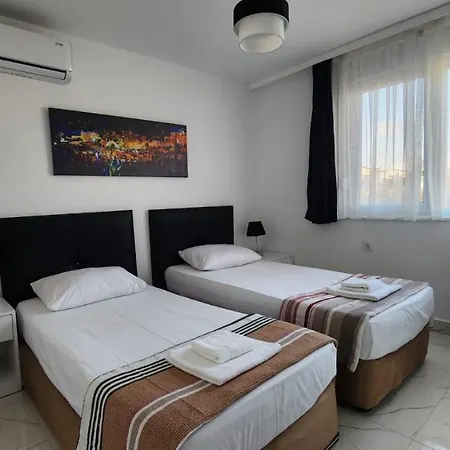 Hotel Muestakil Havuzlu Oezel Lueks *