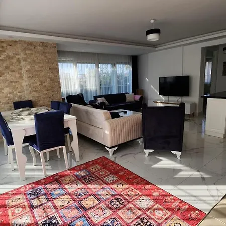 Muestakil Havuzlu Oezel Lueks Hotel *